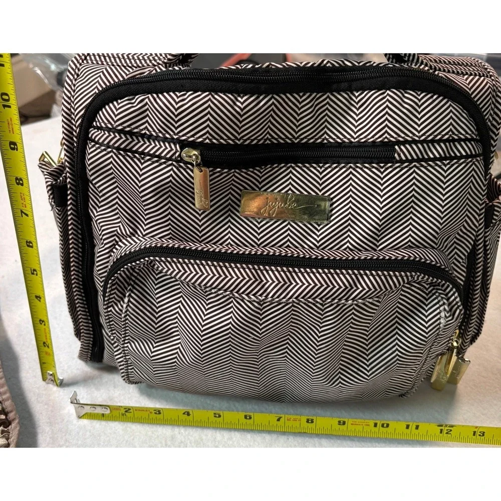 Ju-Ju-Be BFF Diaper Bag Queen of the Nile Chevron Backpack Messenger Bag Gold